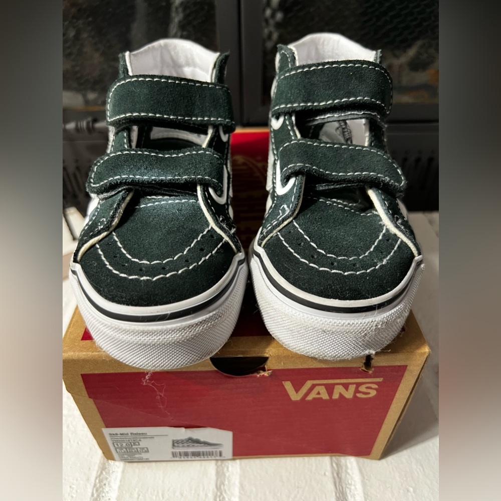 Little kid vans…pretty cool green unique color checkered with white.